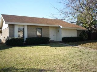 1910 Heather Way, Richardson, TX 75081