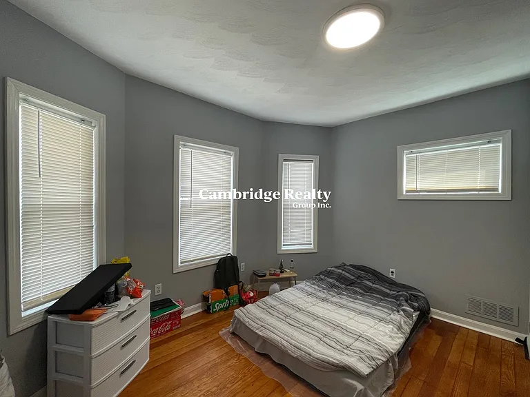 48 Derby St #1T — Photo 7