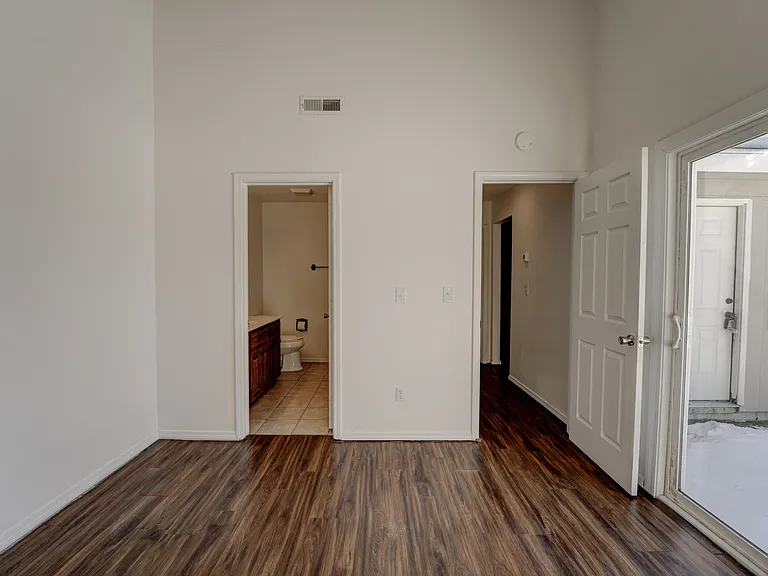 13787 Turnberry Ln #113-1 — Photo 9