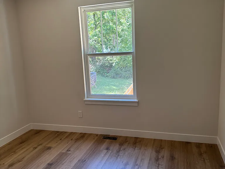501 Hickman Ave #101 — Photo 10