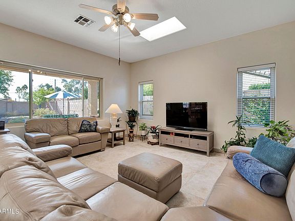 2nd image of 5907 E Woodridge Dr