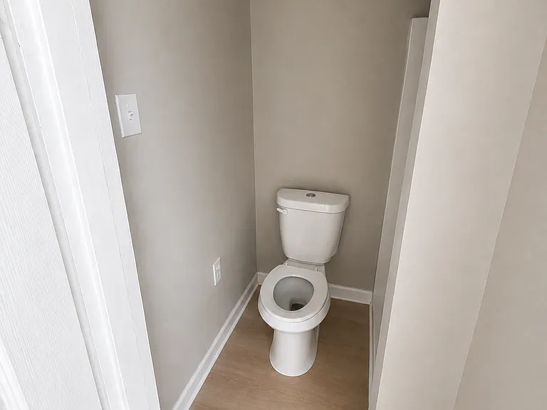 401 Carver Dr — Photo 7