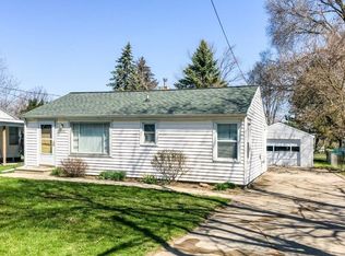 1621 Griffin Ave, Owosso, MI