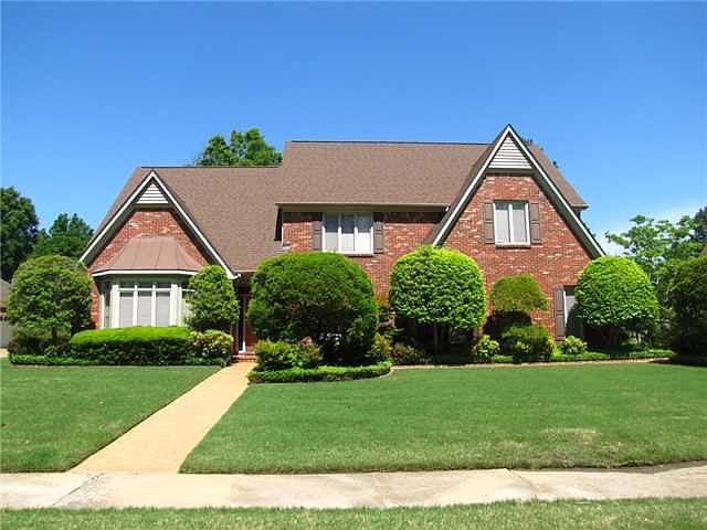 1st image of 2603 Park Creek Dr