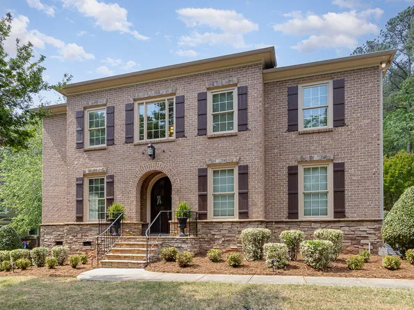 112 Aspenridge Dr, Holly Springs, NC 27540