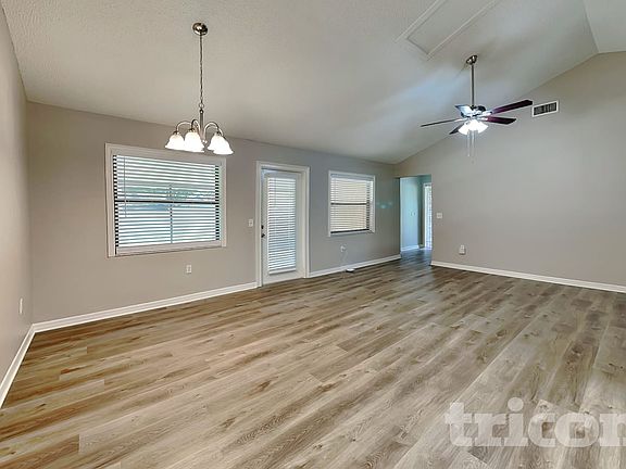2nd image of 352 N Fork Pl