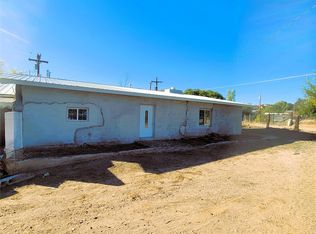 75 County Rd, Chimayo, NM 87522