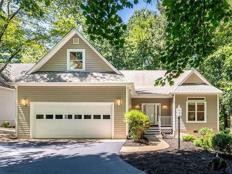 14318 Cove Ridge Pl — Photo 1
