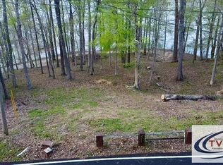 844 Stirling Rd, Camden, TN 38320