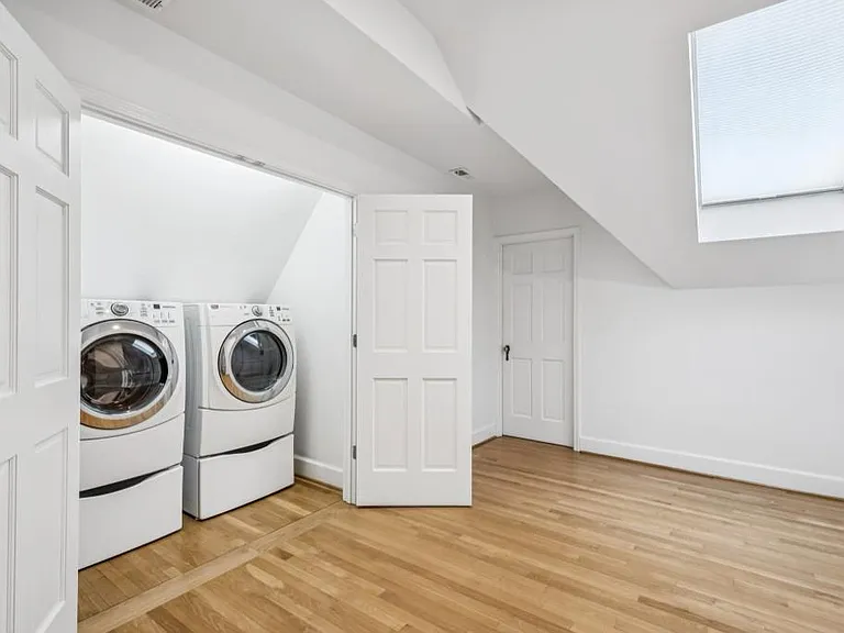 1189 Reeder Cir NE — Photo 34
