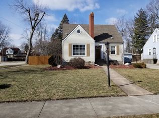 18464 Roy St, Lansing, IL 60438