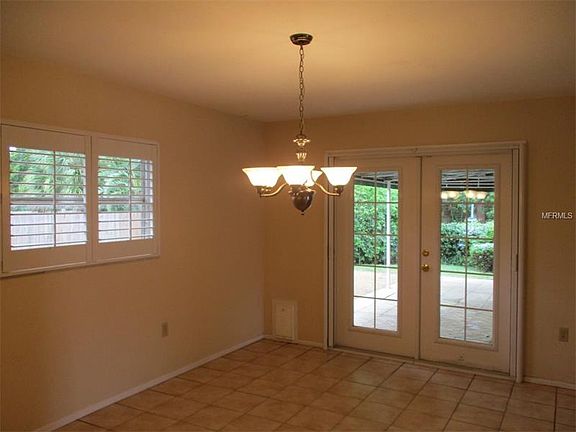 4th image of 2804 Mayflower St