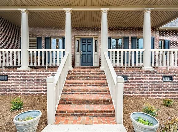 3rd image of 70 Iswa Dr