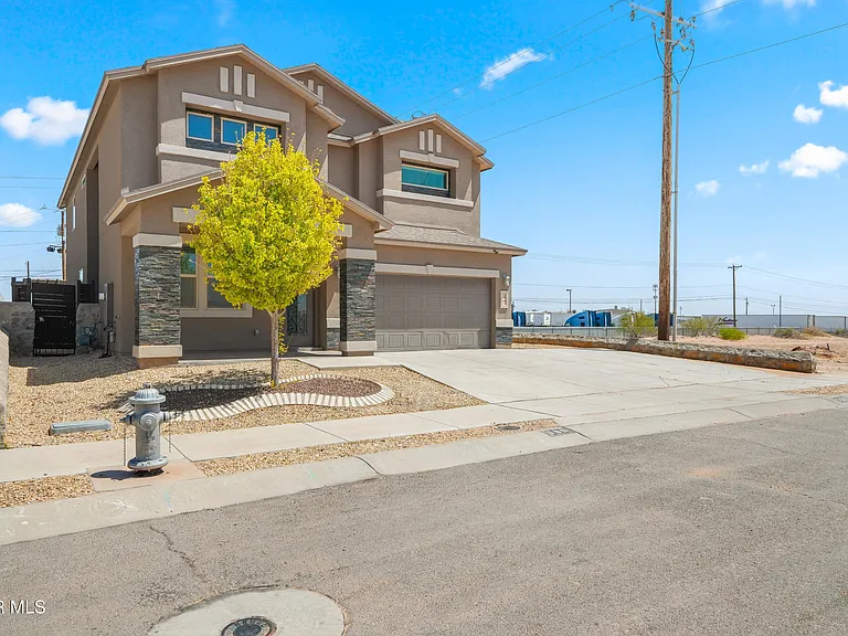 380 Canyon Vista Dr — Photo 3