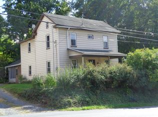 402 Dry Valley Rd, Burnham, PA 17009