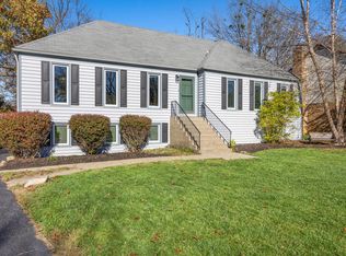 3605 E Locust Cir, Prospect, KY 40059