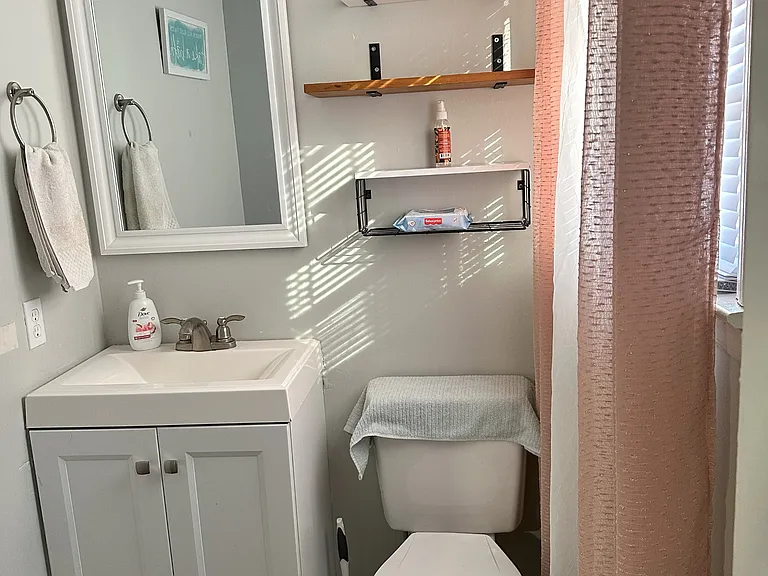 400 Wesley Dr — Photo 11