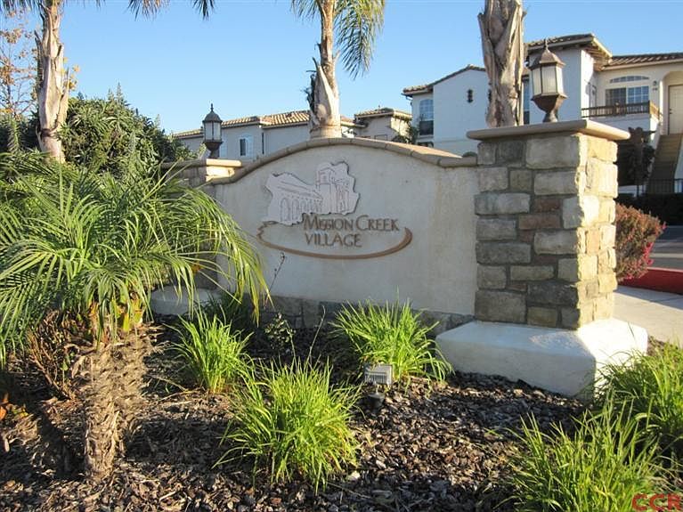 2nd image of 610 Sunrise Dr Unit 3B