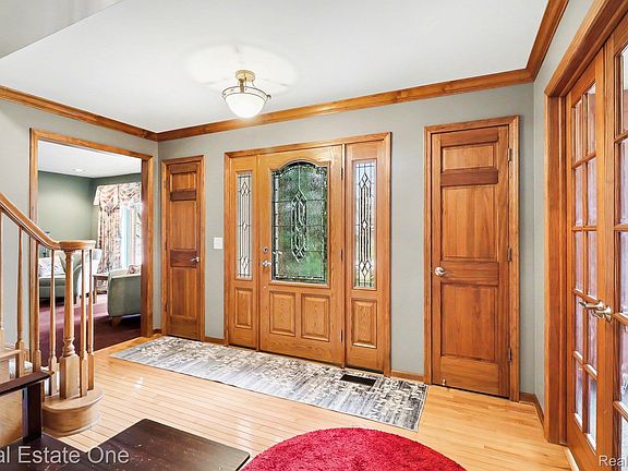 5th image of 5045 Ashford Rd