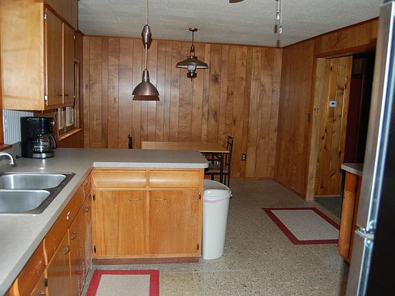 4th image of 23720 W Trenker Ln