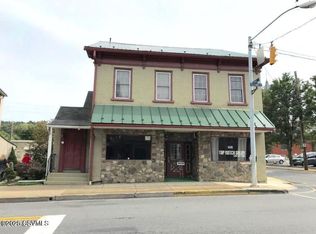 371 Chestnut St, Mifflinburg, PA 17844