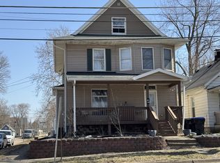 919 N Lee St, Bloomington, IL 61701