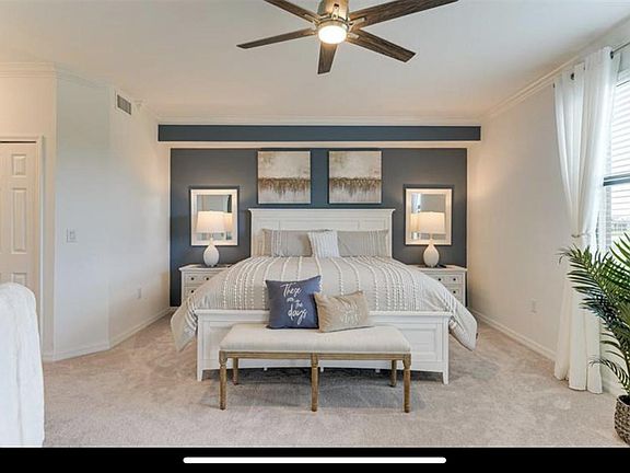 Master King Bed