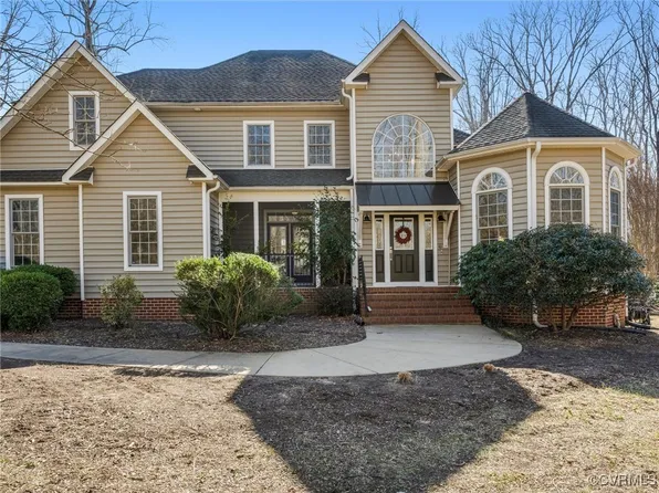 2307 Mary Goodwyn Rd, Powhatan, VA 23139