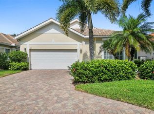 413 Chartwell Pl, Naples, FL 34110