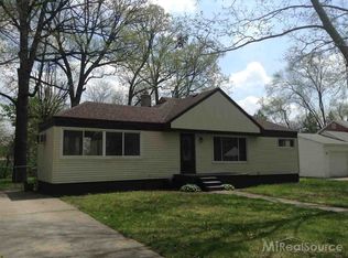 21170 Ridgedale St, Oak Park, MI 48237