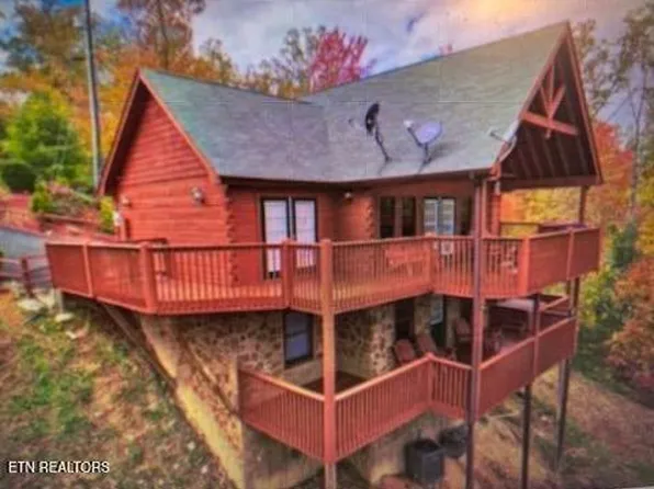1455 Mountain Dreams Way, Pigeon Forge, TN 37862