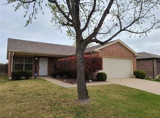 8921 Chisholm Trl, Aubrey, TX 76227