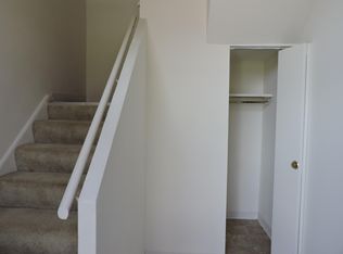1952 Sidney St APT B, Saint Louis, MO 63104
