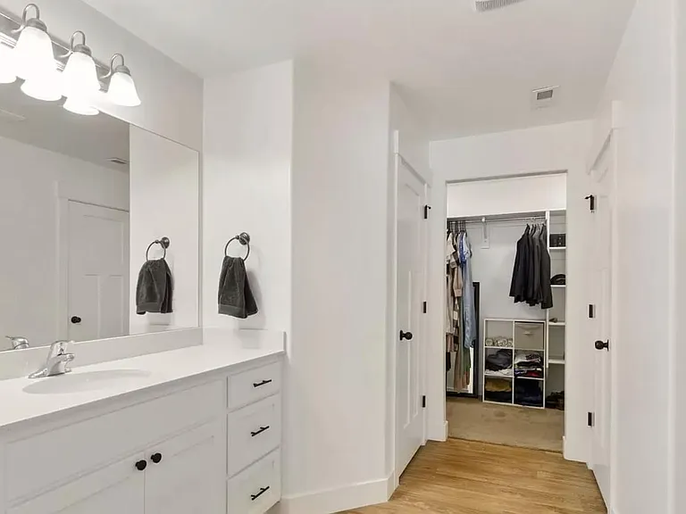 45 N 2050 W — Photo 20