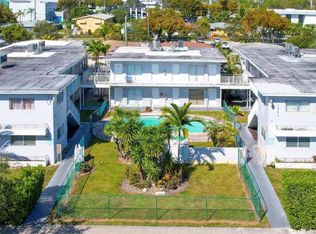 1951 NE 167th St APT 1, North Miami Beach, FL 33162