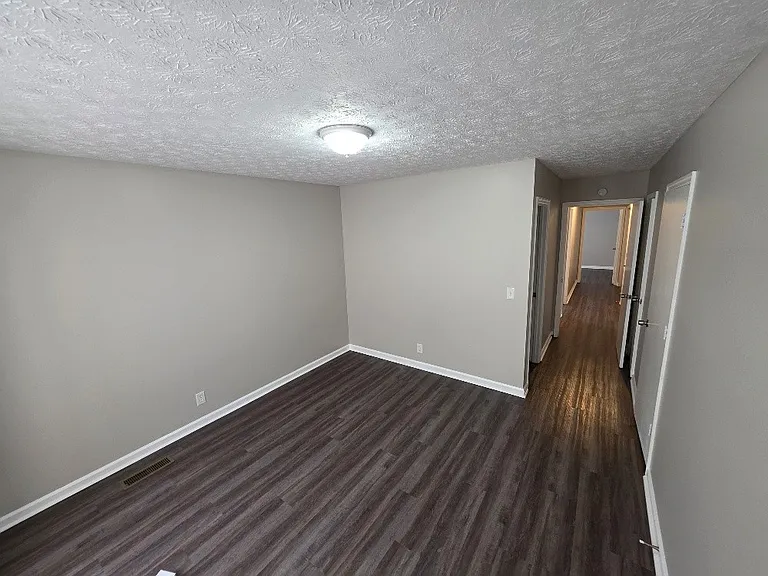 812 Shawnwood Cir — Photo 8