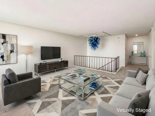 1000 Urlin Ave APT 211, Grandview, OH 43212