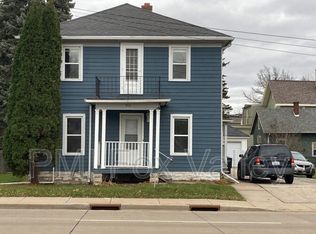 514 S Memorial Dr, Appleton, WI 54911