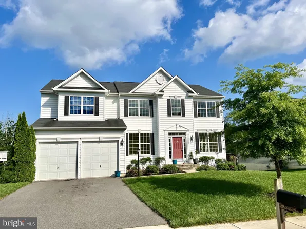 3027 Landing Eagle Ct, Woodbridge, VA 22191