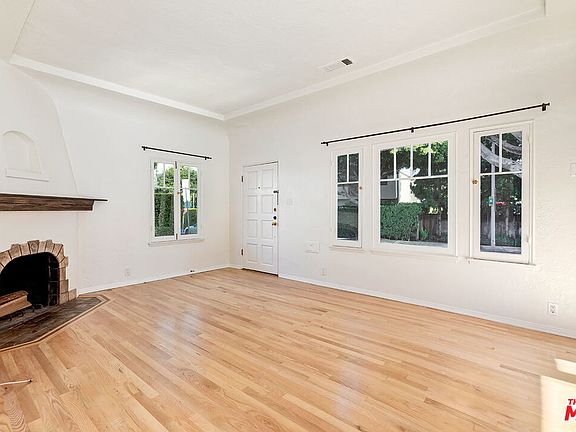 4th image of 415 N Sherbourne Dr #1