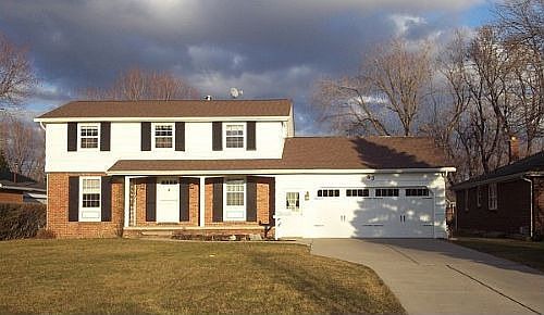1st image of 63 Jasmine Ave
