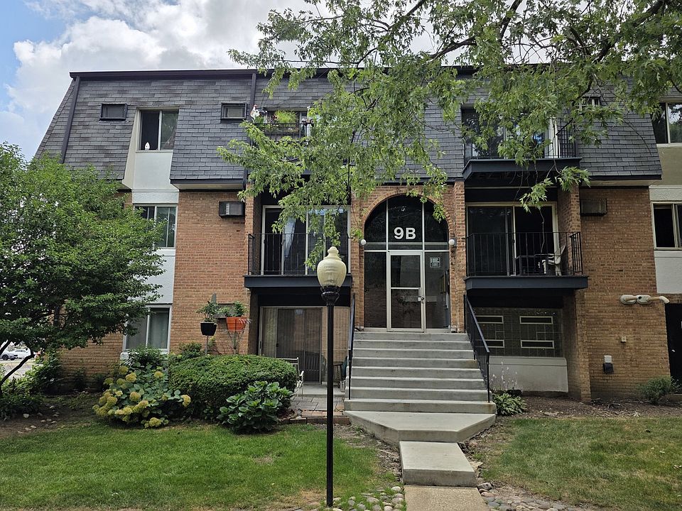 1st image of 9B E Dundee Quarter Dr Unit 303
