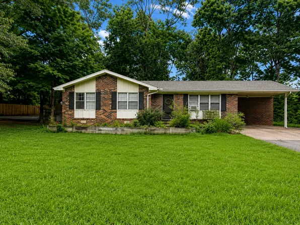 655 E End Dr, Savannah, TN 38372