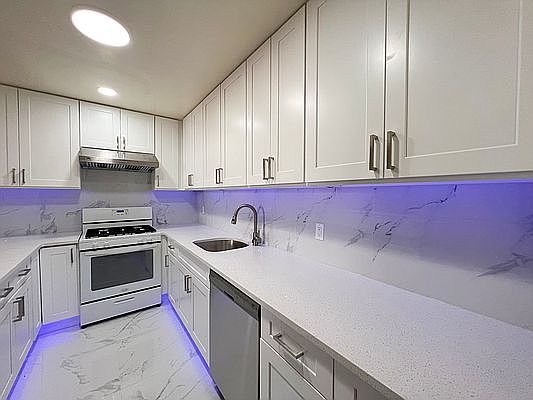 5th image of 326 Palmetto St #1A