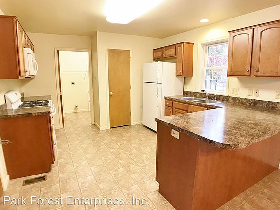 2nd image of 112 McKivison Ct