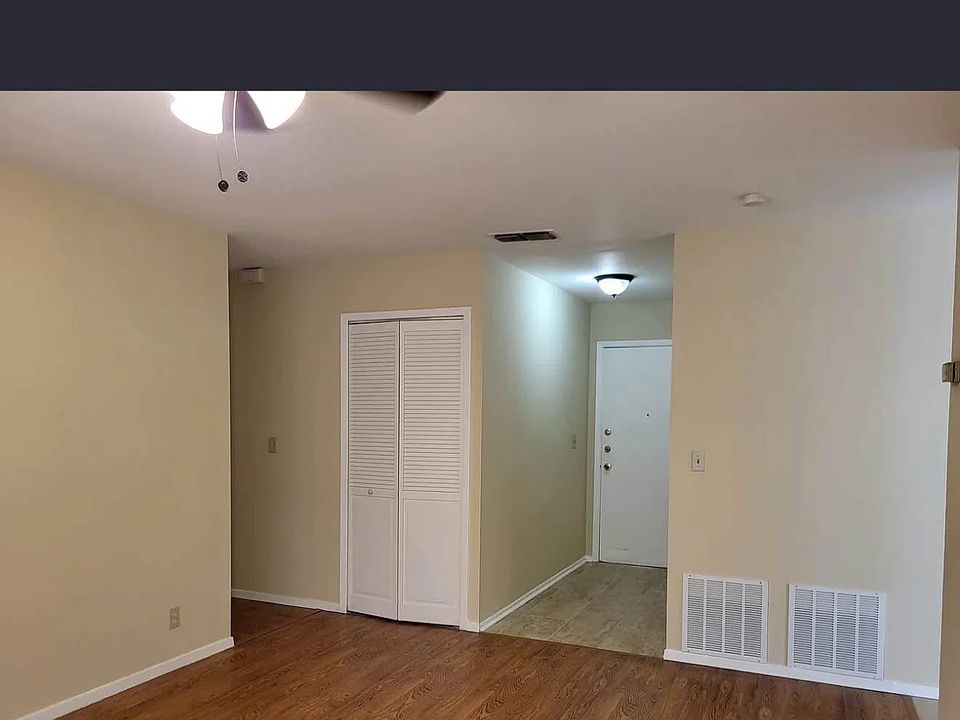 1st image of 7203 Pebble Creek Dr