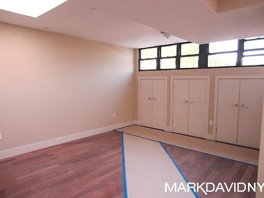 Rented by Mark David | media 55
