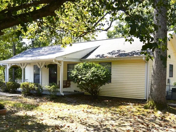 9284 Old Locust Creek Rd, Bon Aqua, TN 37025