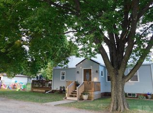 116 S Main St, Monroe, IA 50170