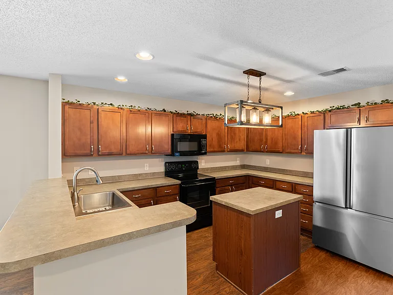 228 Rindle Dr — Photo 6